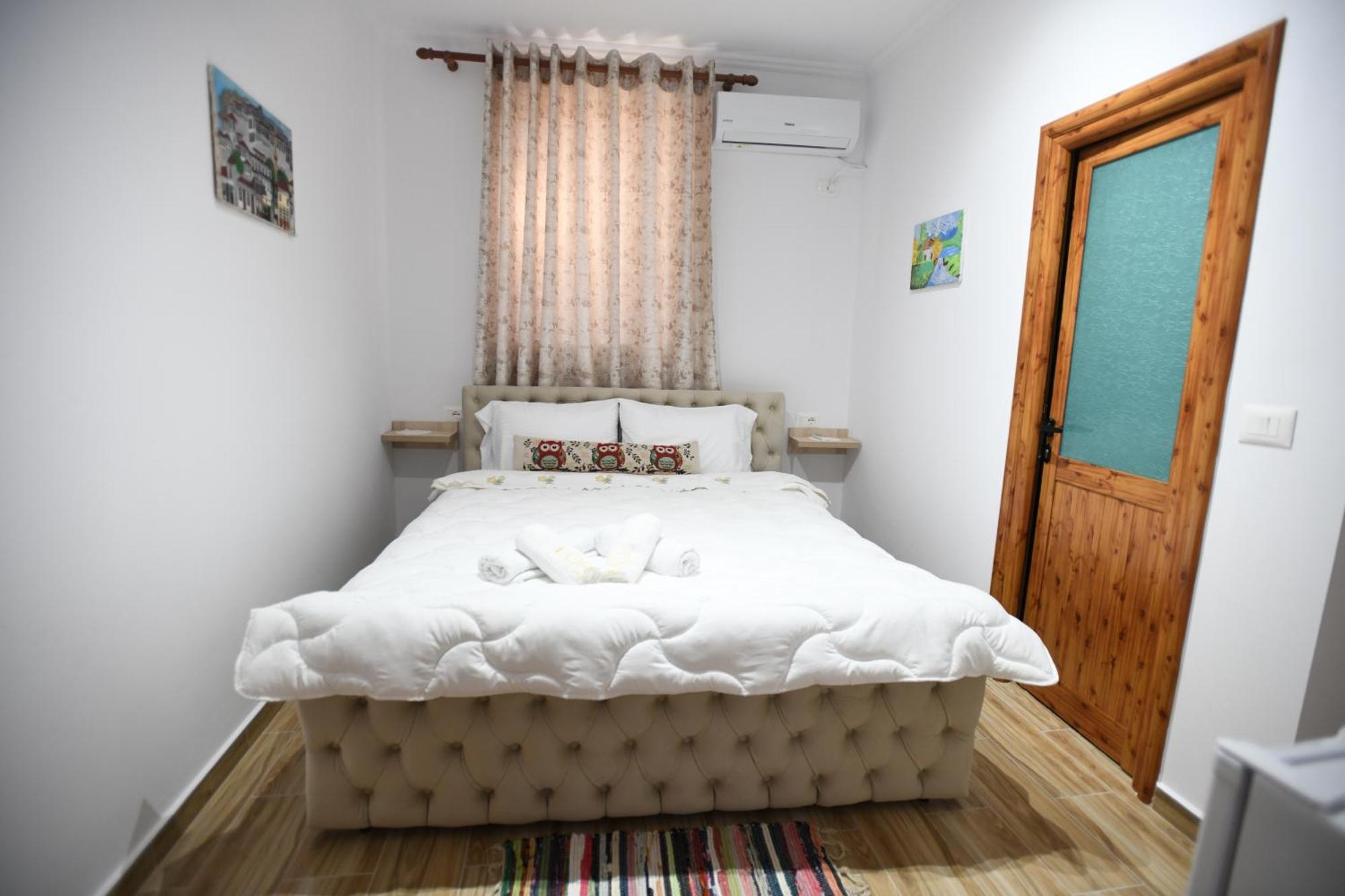 בראט Guest House Luli מראה חיצוני תמונה